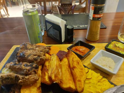 عکس خانه استیک عاج