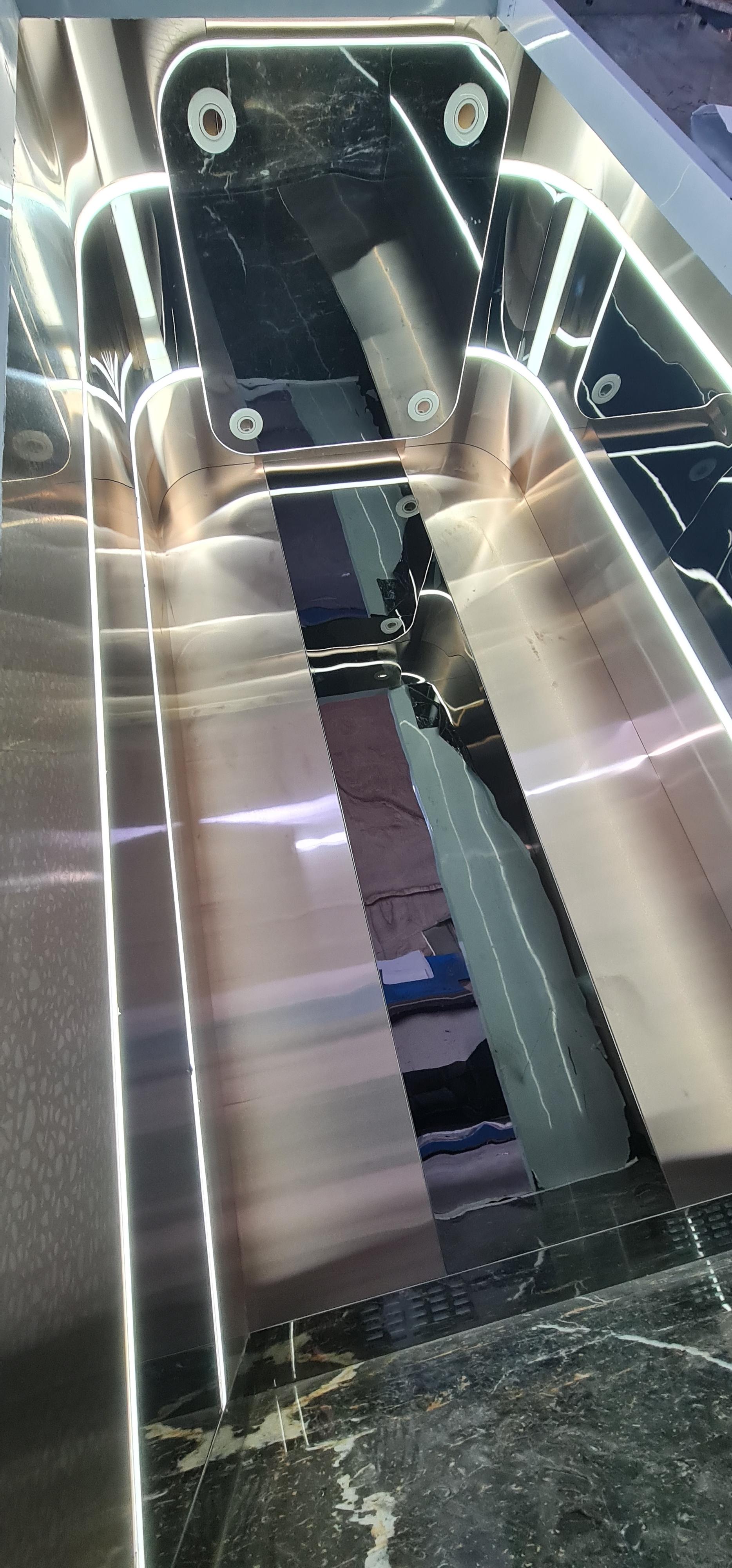 عکس کابین آسانسور نوین