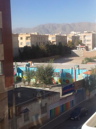 عکس دبیرستان دخترانه شهدای شهرداری