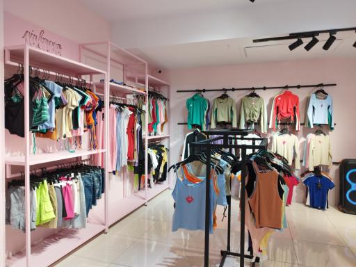 عکس پینک مون