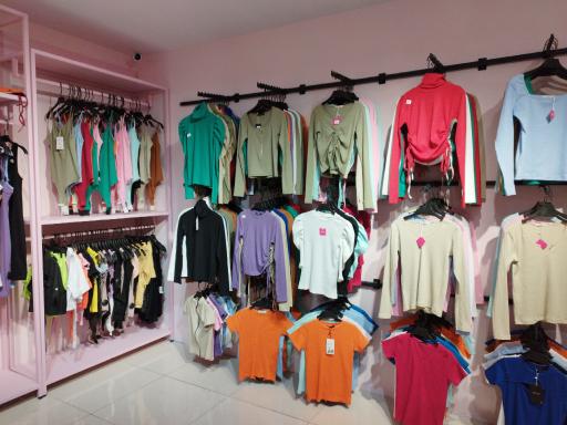 عکس پینک مون