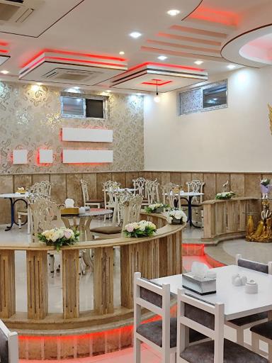 عکس کافه رستوران شانلی