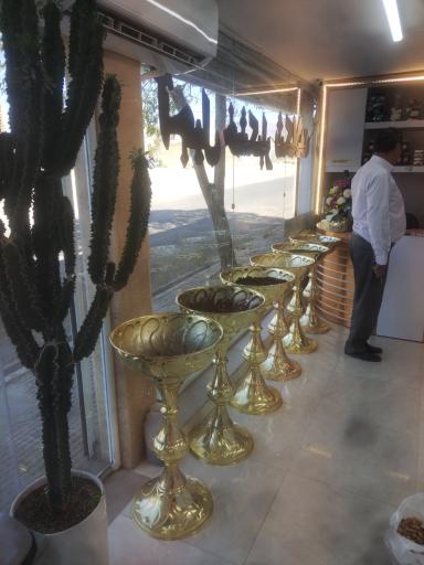 عکس آجیل و خشکبار شکلات زرین