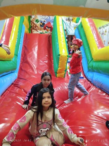 خانه بازی و شادی نیلای