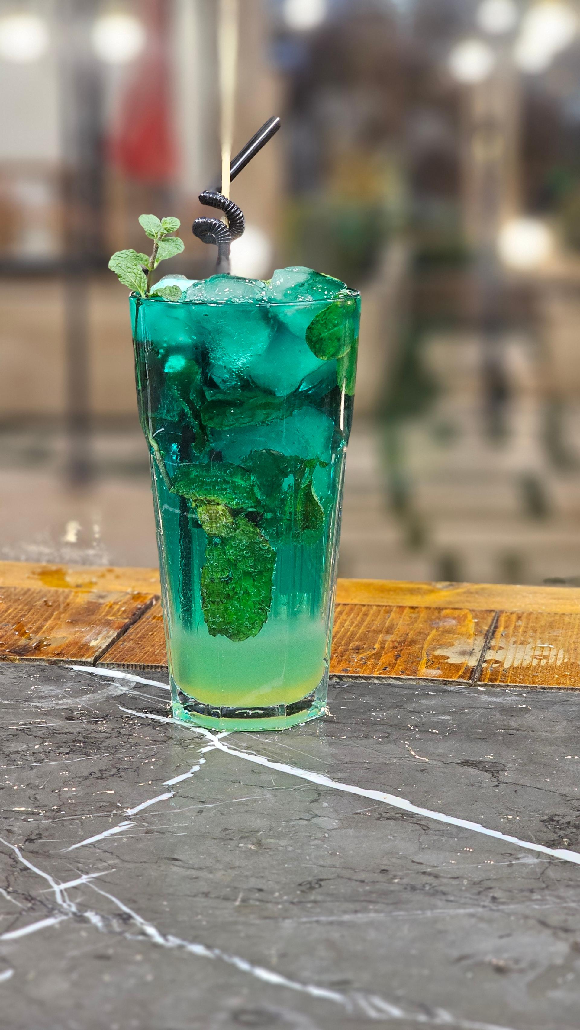 عکس رستوران میوان