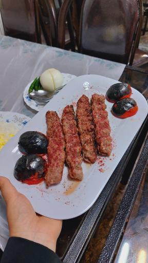 عکس رستوران سرچشمه (میلانی)