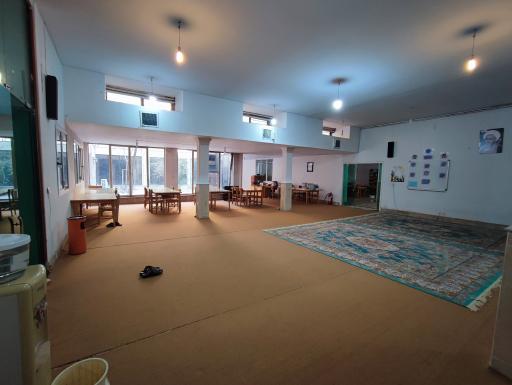 عکس کتابخانه موسسه امام صادق (ع)