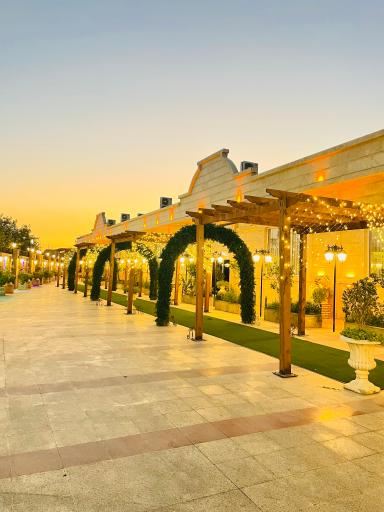 عکس تالار پذیرایی قصر زرین