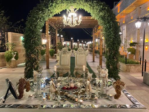 عکس تالار پذیرایی قصر زرین