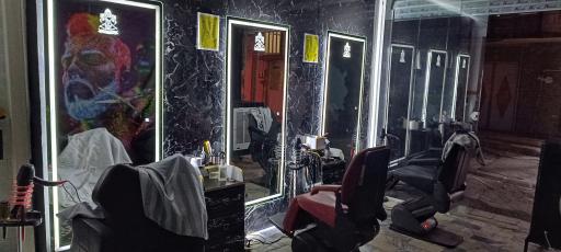 عکس آرایشگاه مردانه کارینو