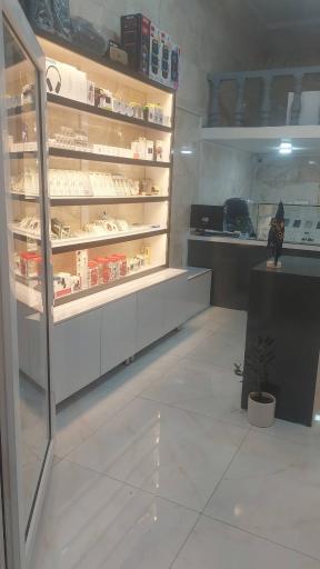 عکس اپل استور واحدی