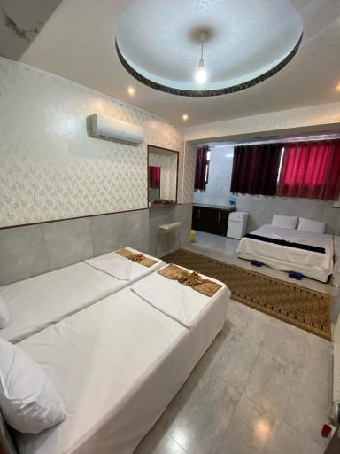 عکس هتل بهاران