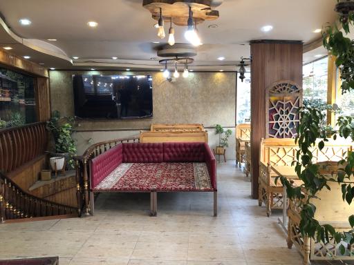 عکس آشکده و فست فود پایتخت