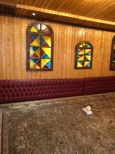 عکس آشکده و فست فود پایتخت