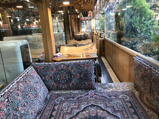 عکس آشکده و فست فود پایتخت