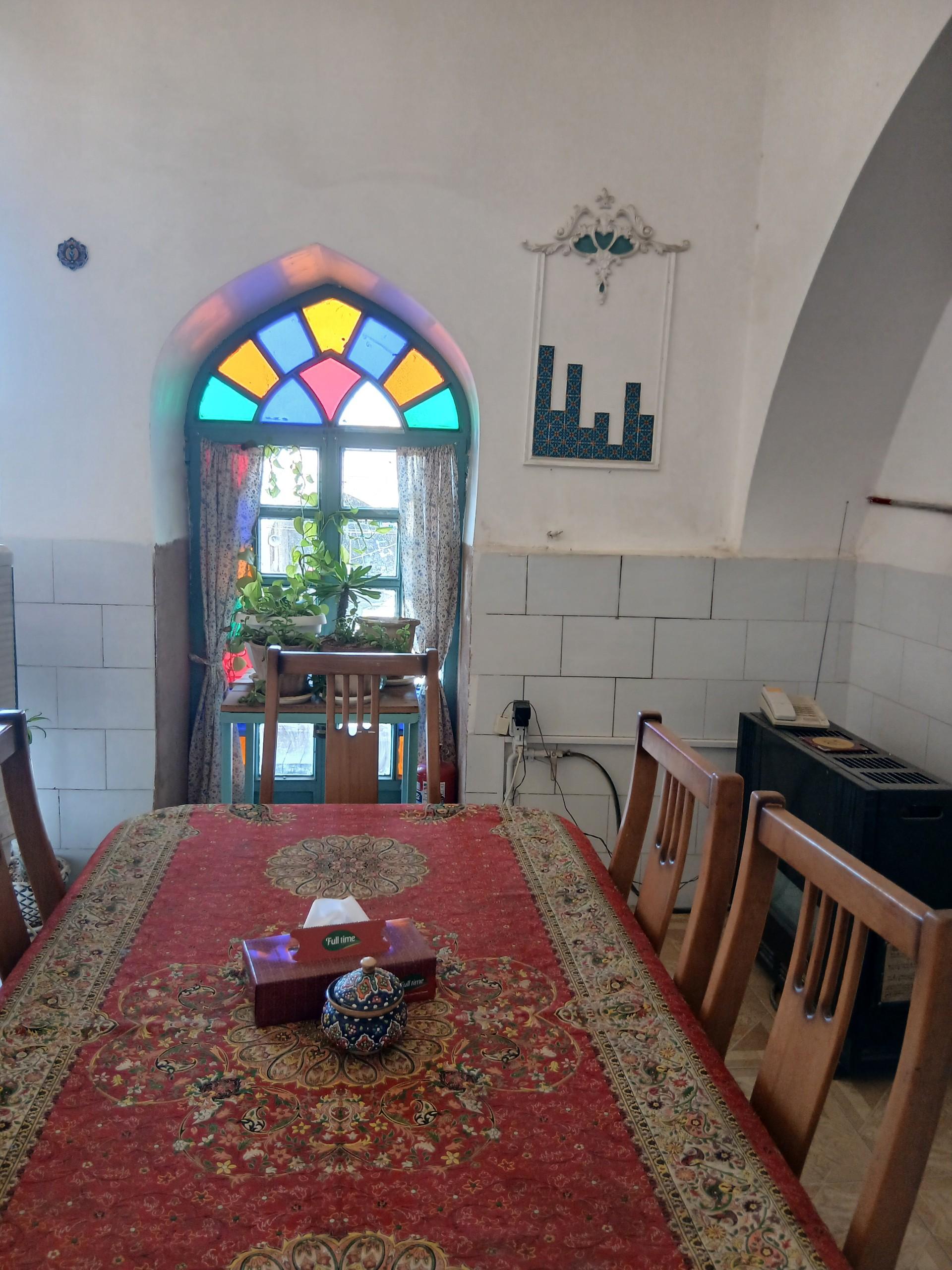عکس کافه ققنوس