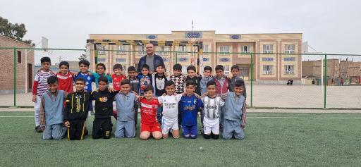 عکس مدرسه ابتدایی نواب 