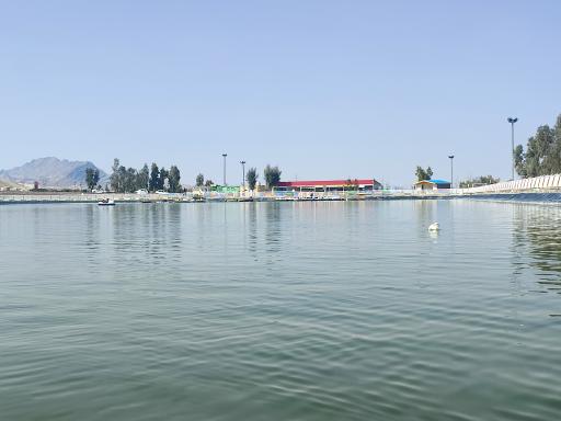 عکس دریاچه جوان