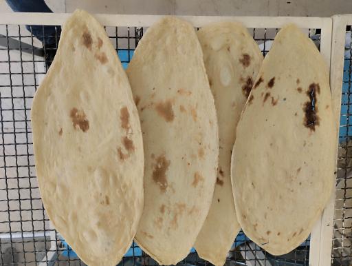 عکس نانوایی سنتی خراسانی سبوس‌ دار