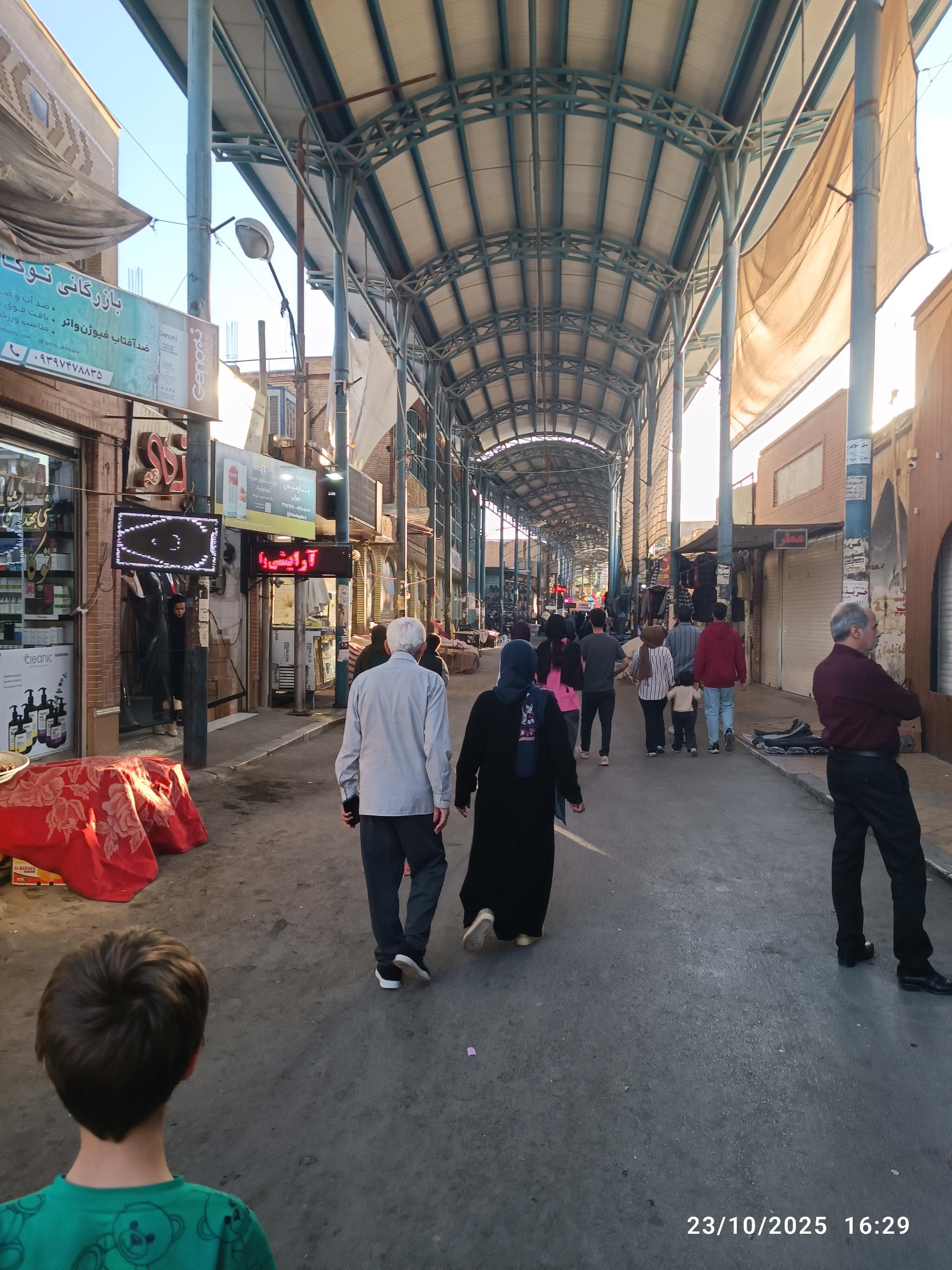 عکس دوشنبه بازار