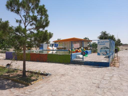 عکس دریاچه جوان