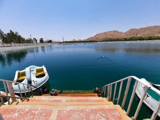 عکس دریاچه جوان