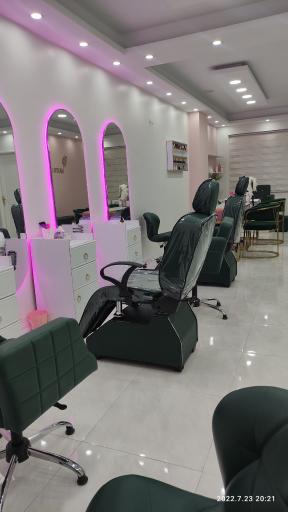 عکس سالن زیبایی مانیتا