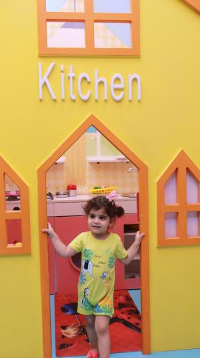 عکس مرکز خرید و خانه بازی حسین کوچولو