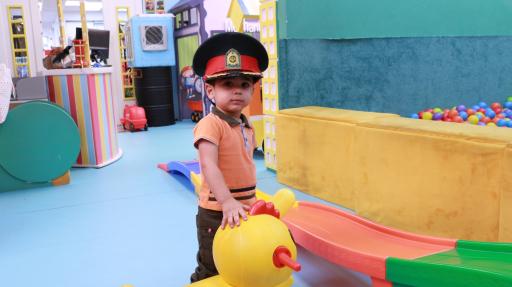 عکس مرکز خرید و خانه بازی حسین کوچولو