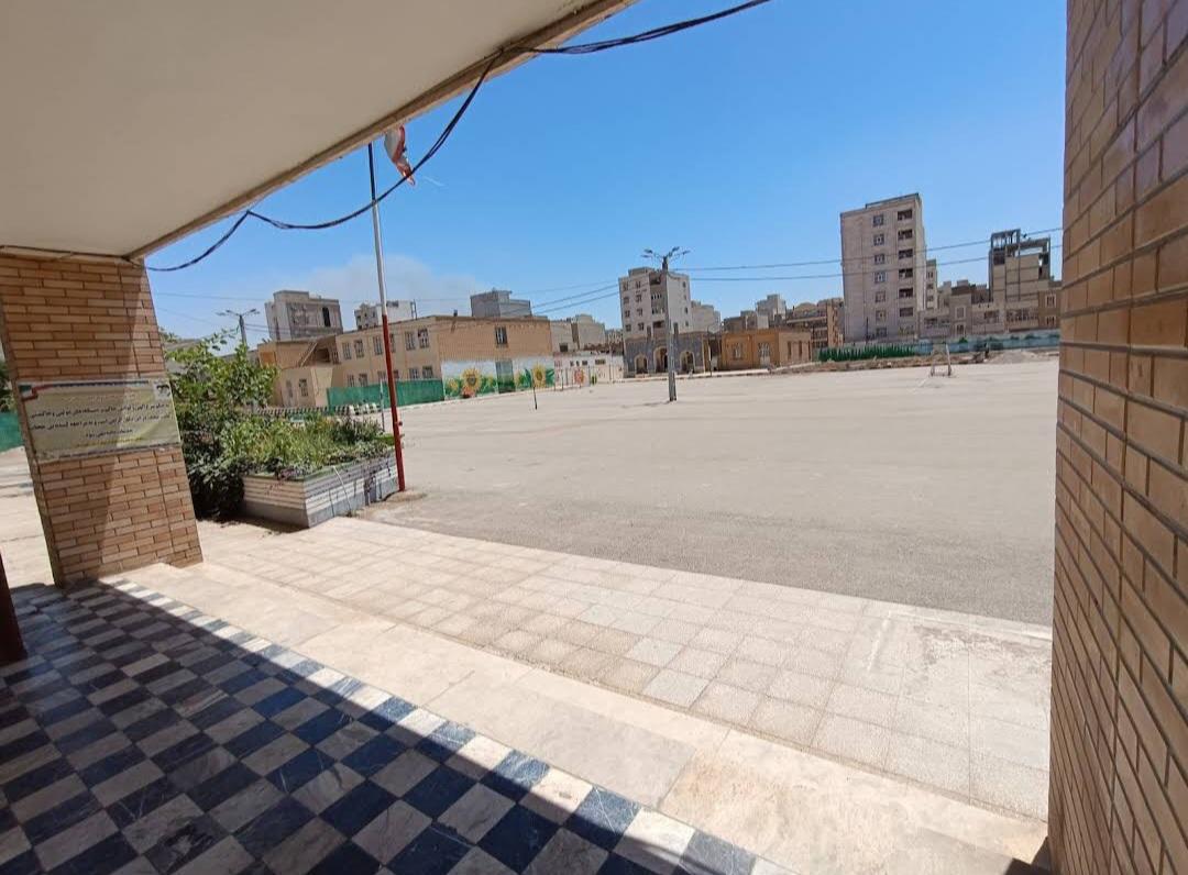 عکس دبیرستان نمونه دولتی دکتر حسابی