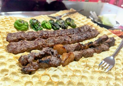 عکس نان داغ کباب داغ کوهسار