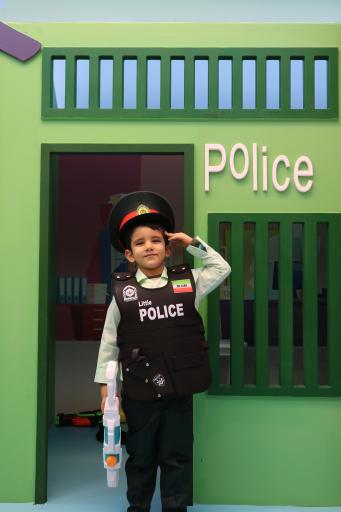 عکس مرکز خرید و خانه بازی حسین کوچولو