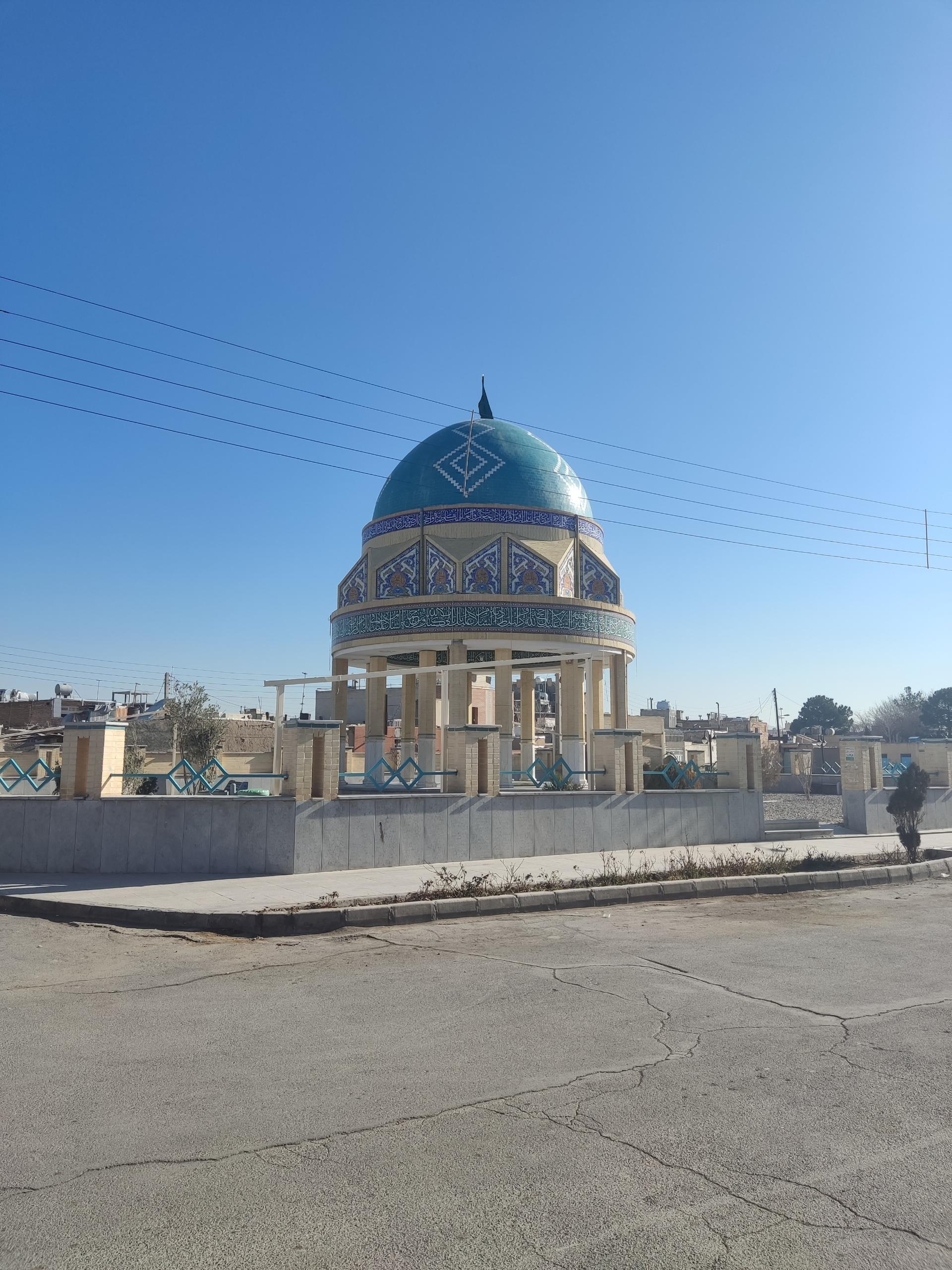 عکس درب سوم گلستان شهدا