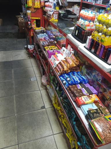 عکس سوپر مارکت میلاد