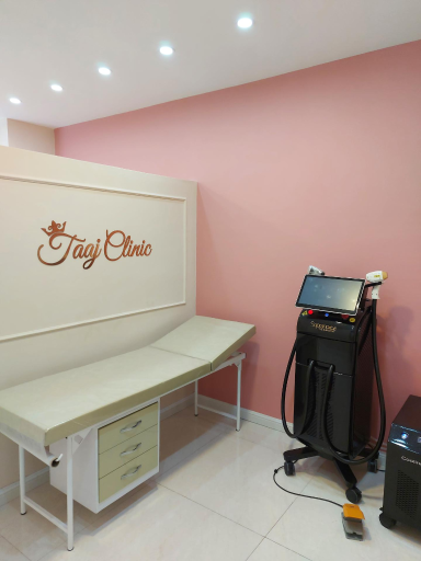عکس کلینیک تاج