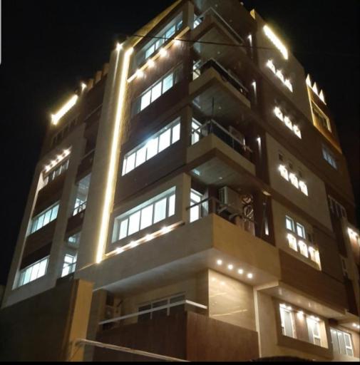 عکس ساختمان یاس