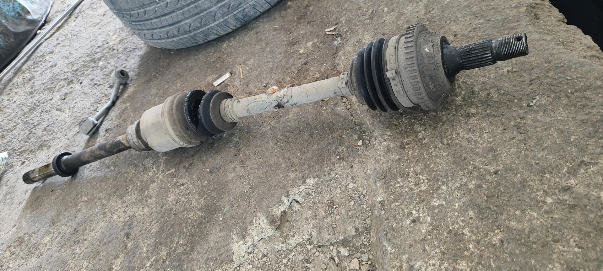 عکس تعمیرگاه جلوبندی شاولی