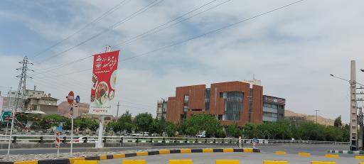 عکس فروشگاه زنجیره ای اتکا شعبه شهدای قم