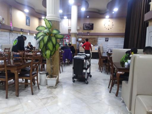 عکس رستوران شاندیز