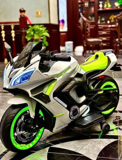 عکس فروشگاه دوچرخه و ماشین شارژی علیشاه عوض