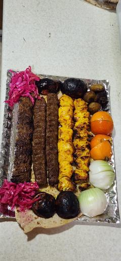 عکس سفره خانه سنتی پاتوق