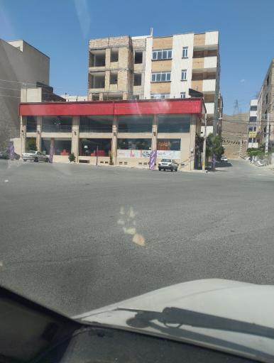 عکس رستوران بانجیا