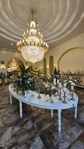 عکس باغ تالار عمارت یاسین