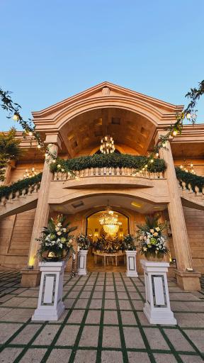 عکس باغ تالار عمارت یاسین