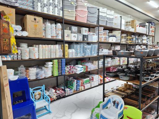 عکس پلاستیک و ظروف یکبار مصرف هخامنش