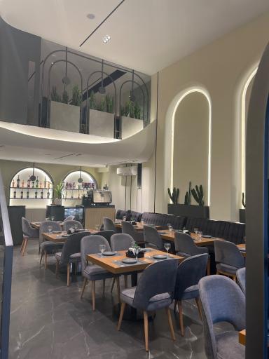 عکس رستوران ایتالیایی نارلی