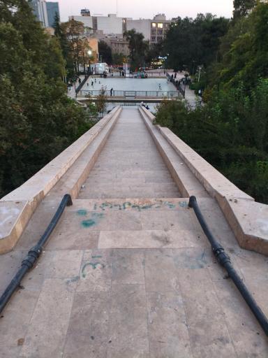 عکس بوستان زمرد (پایداری)