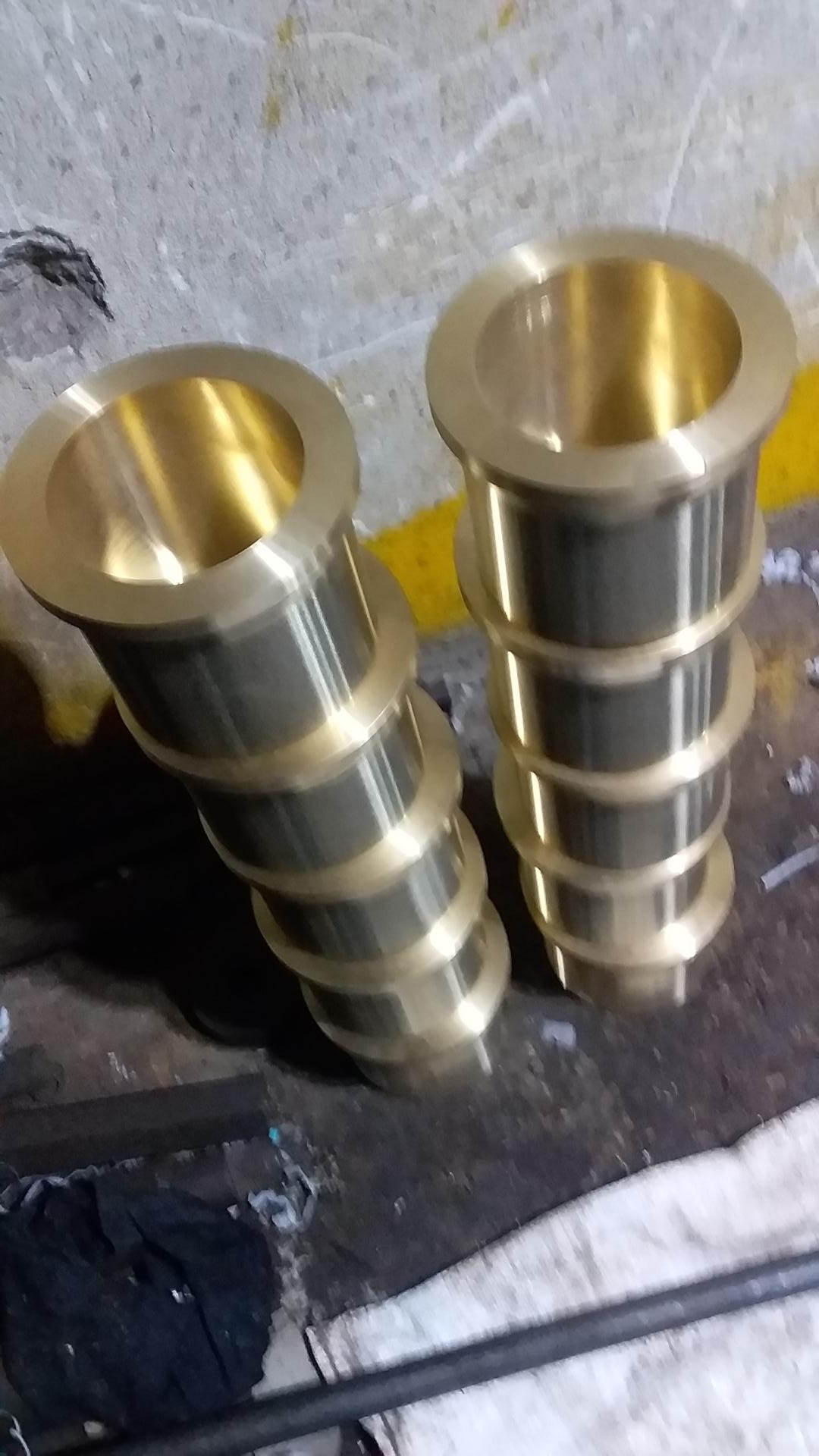 عکس کارگاه تراشکاری مهرگان