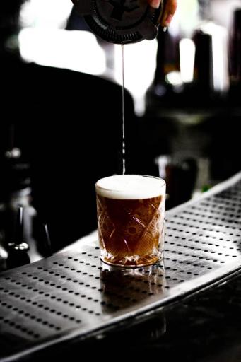 عکس رستوران و کافی شاپ بروس