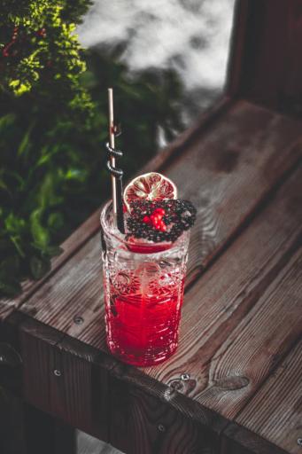 عکس رستوران و کافی شاپ بروس